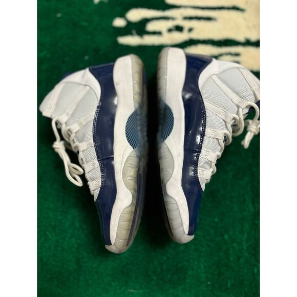 Nike Air Jordan 11 Retro Blue and White 'Win Like 82' 378038-123 Size 5.5Y - Picture 4 of 7